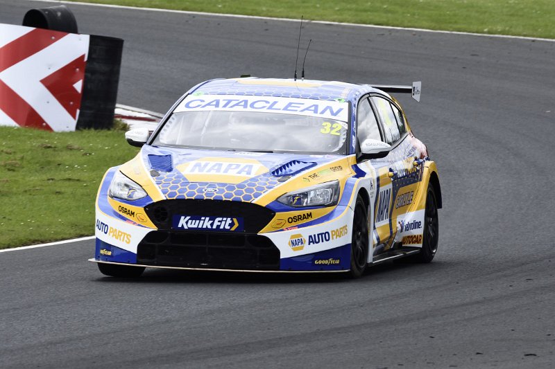 BTCC_quali_00009.jpg