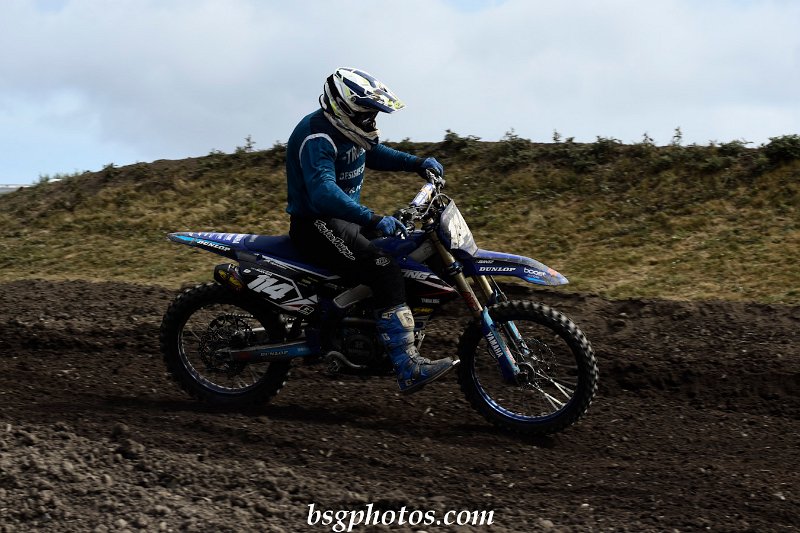 Sunday-690.jpg